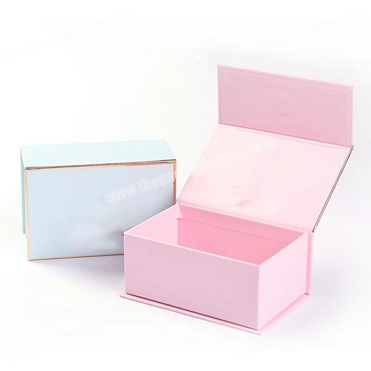 Logo Customised Quality Printing Color Luxury Cardboard Flip Top Magnetic Closure Gift Box