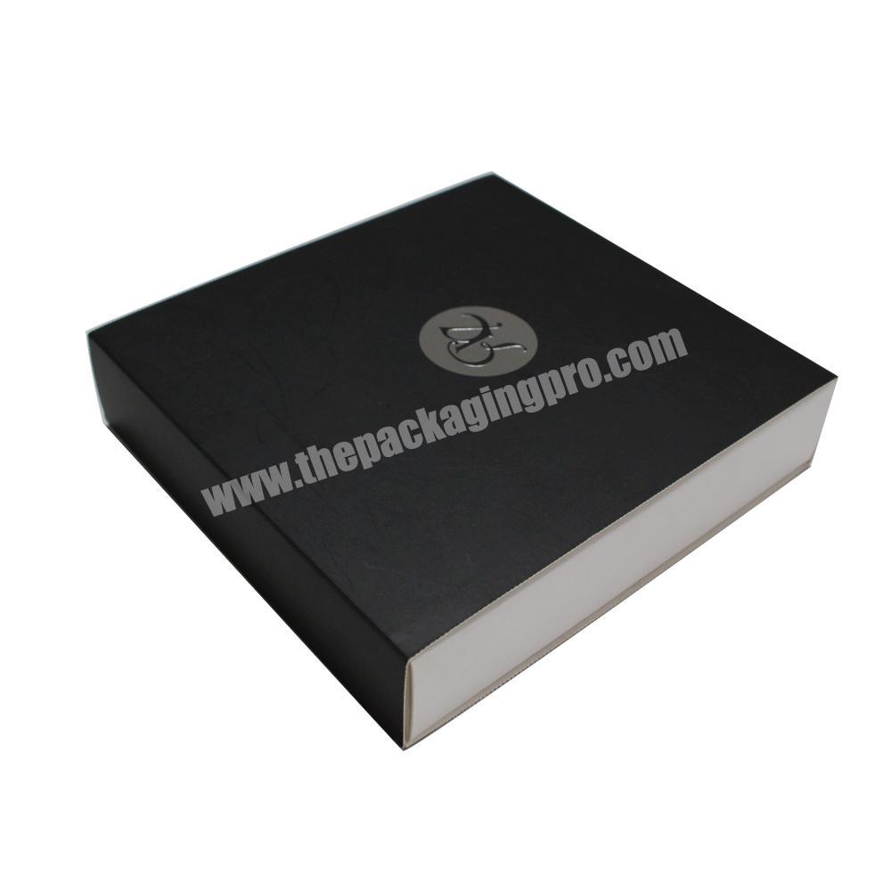 Low Moq custom logo black gift box with paper inner tray and free design
