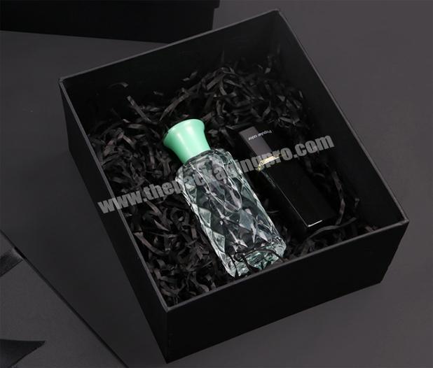 Luxury black perfume box with silk inner