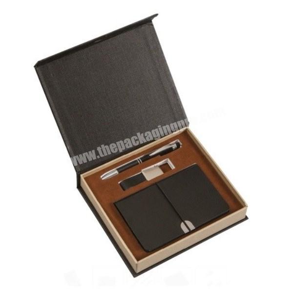 Luxury Cardboard Paper Linen Texture Custom Design Flip Top Magnetic Closure Men Wallet Gift Set Packaging Boxes