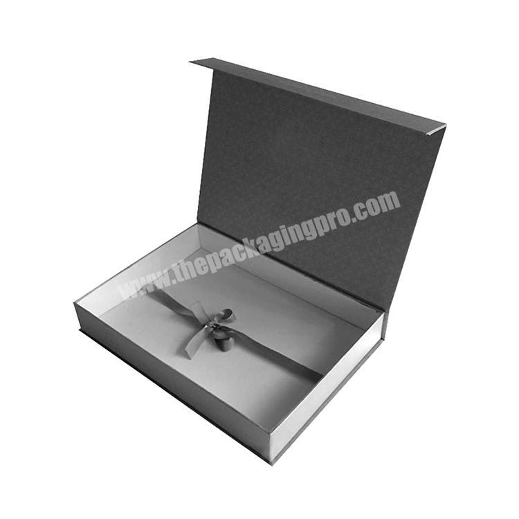 Luxury custom cardboard paper magnetic closure makeup set storage packaging boxes
