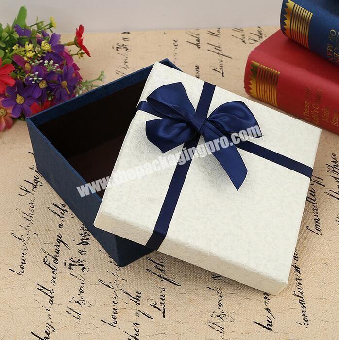 Luxury Custom Small Travel Surprise Customise Velvet Gift Box