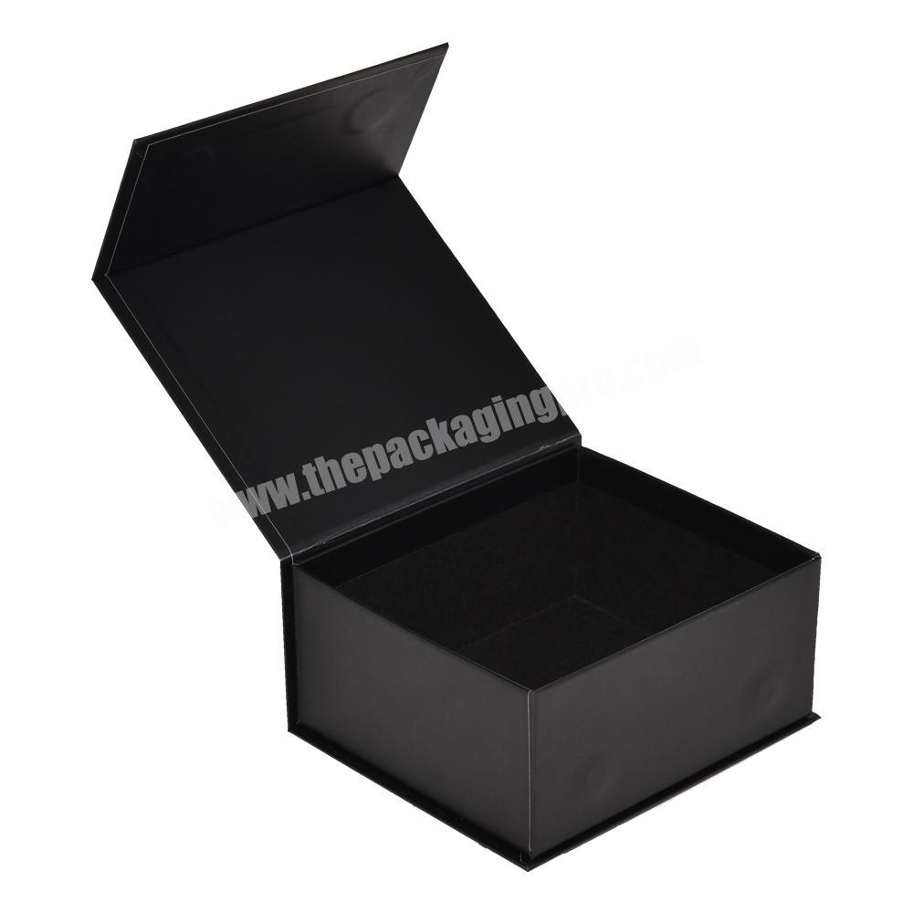 Luxury Design High Quality Black Paper With White Printed Logo Perfume Packaging Gift Box With Magnetic Closure