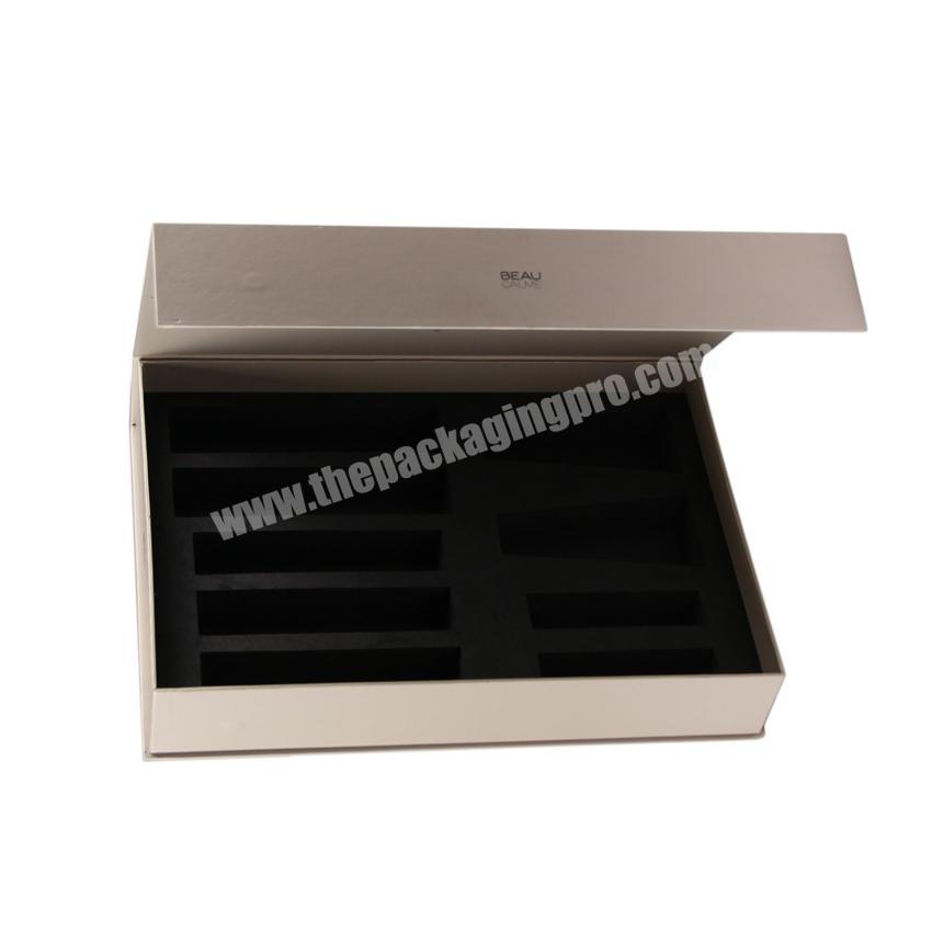 Luxury flip top magnetic closure gift boxes with foam insert