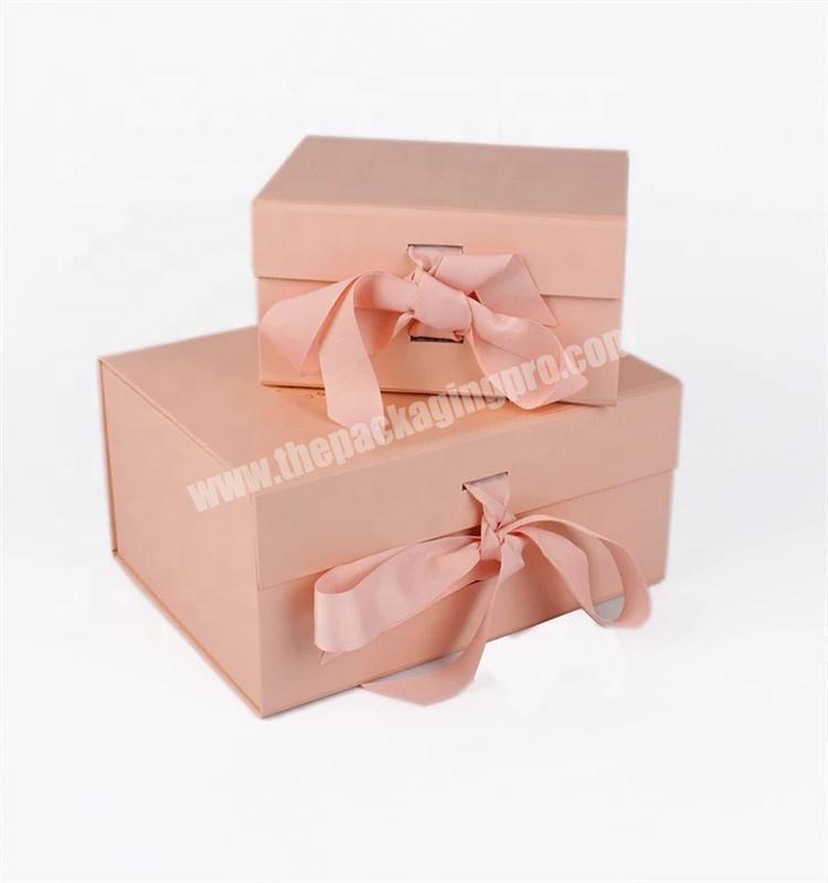 luxury folded paper gift box for T shirt packaging