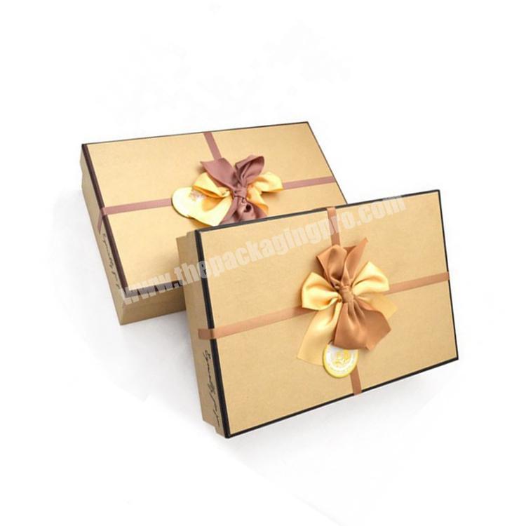 Luxury folding gift box with ribbon set