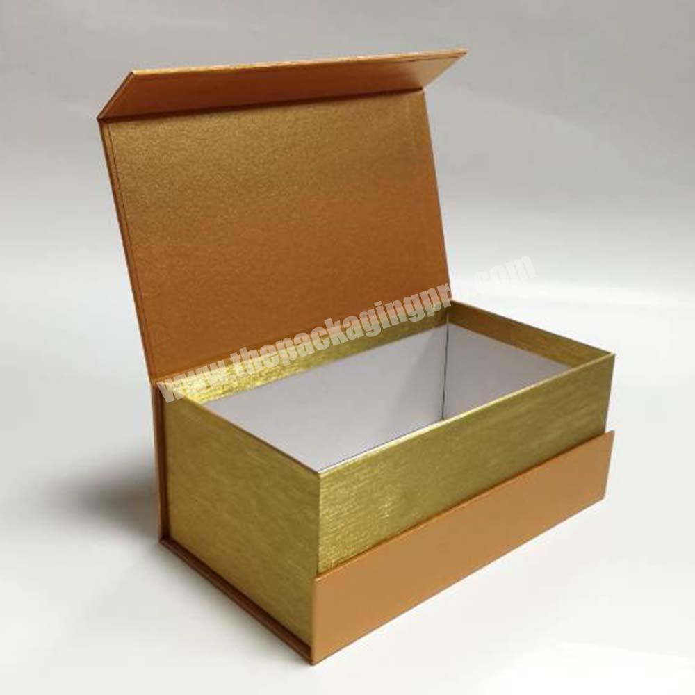 Luxury golden paperboard magnetic closure box gift packaging cheap wholesale