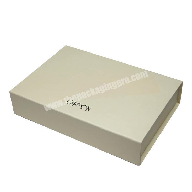 Luxury high quality custom gift packaging Folding magnetic gift box with ribbon closure