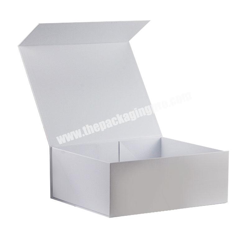 Luxury large deep white magnetic closure packing box gift for clothes