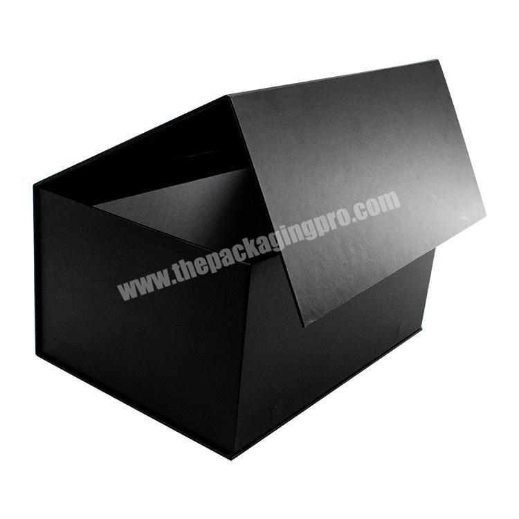 Luxury magnetic closure box cardboard storage black gift box custom logo with handle