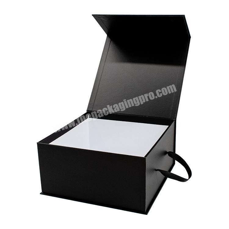luxury magnetic rigid cardboard paper black helmet packaging box