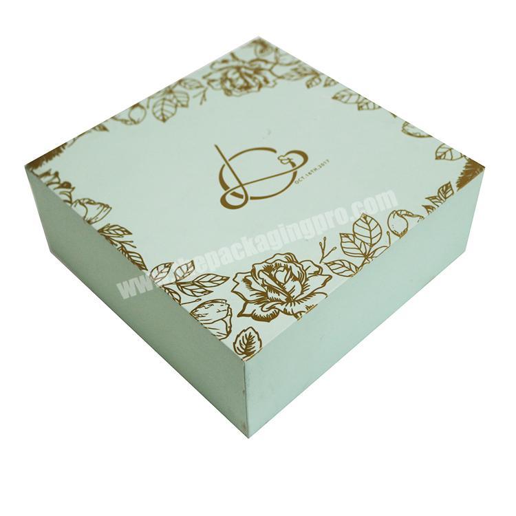 Luxury sturdy rigid lid and base box with foil gold stamping cardboard gift box for clothing