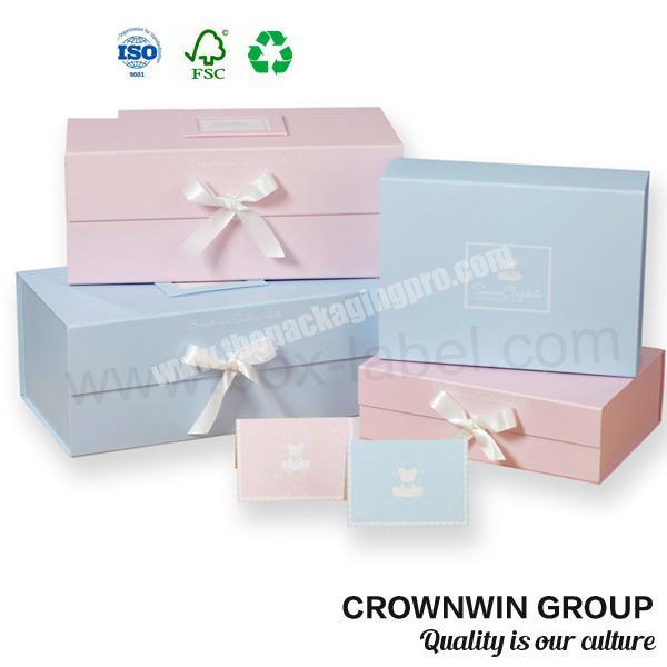 Luxury Wedding Magnetic Closure Gift Box With Ribbon CrownWin Packaging