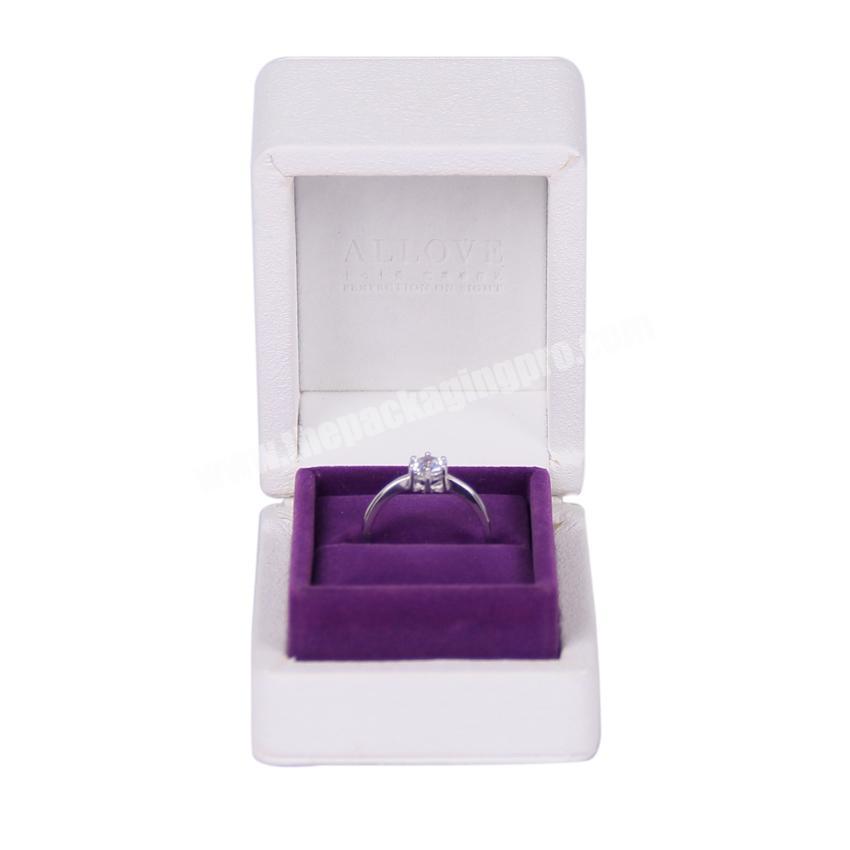 Luxury white fancy pu leather wedding finger o ring box