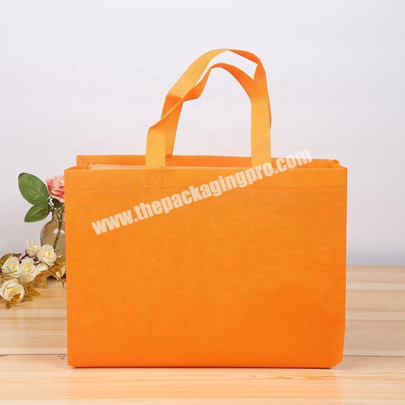 Manufacturer Cheap Eco Friendly Fabric Non Woven Gift Bags in stock