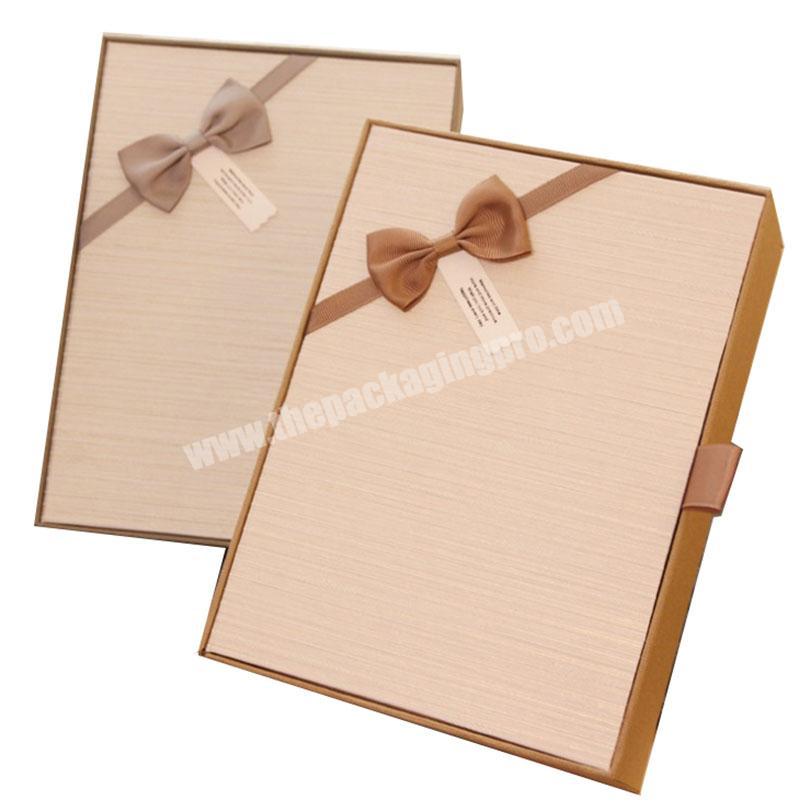 Manufacturer customized high-end hardshell flap gift box with bow 500 minimum order
