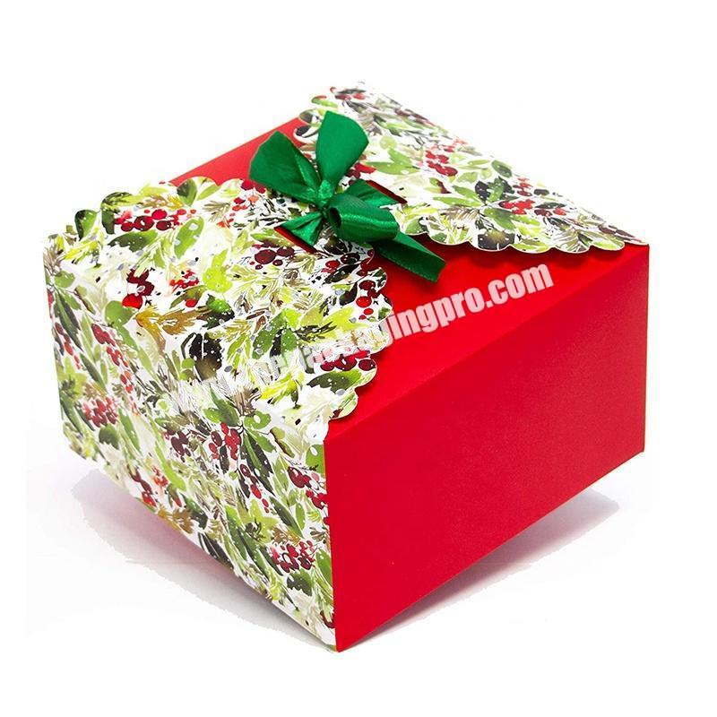 Manufacturer Wholesale Custom Luxury Christmas Cream Paper Packaging Gift Box with Ribbon