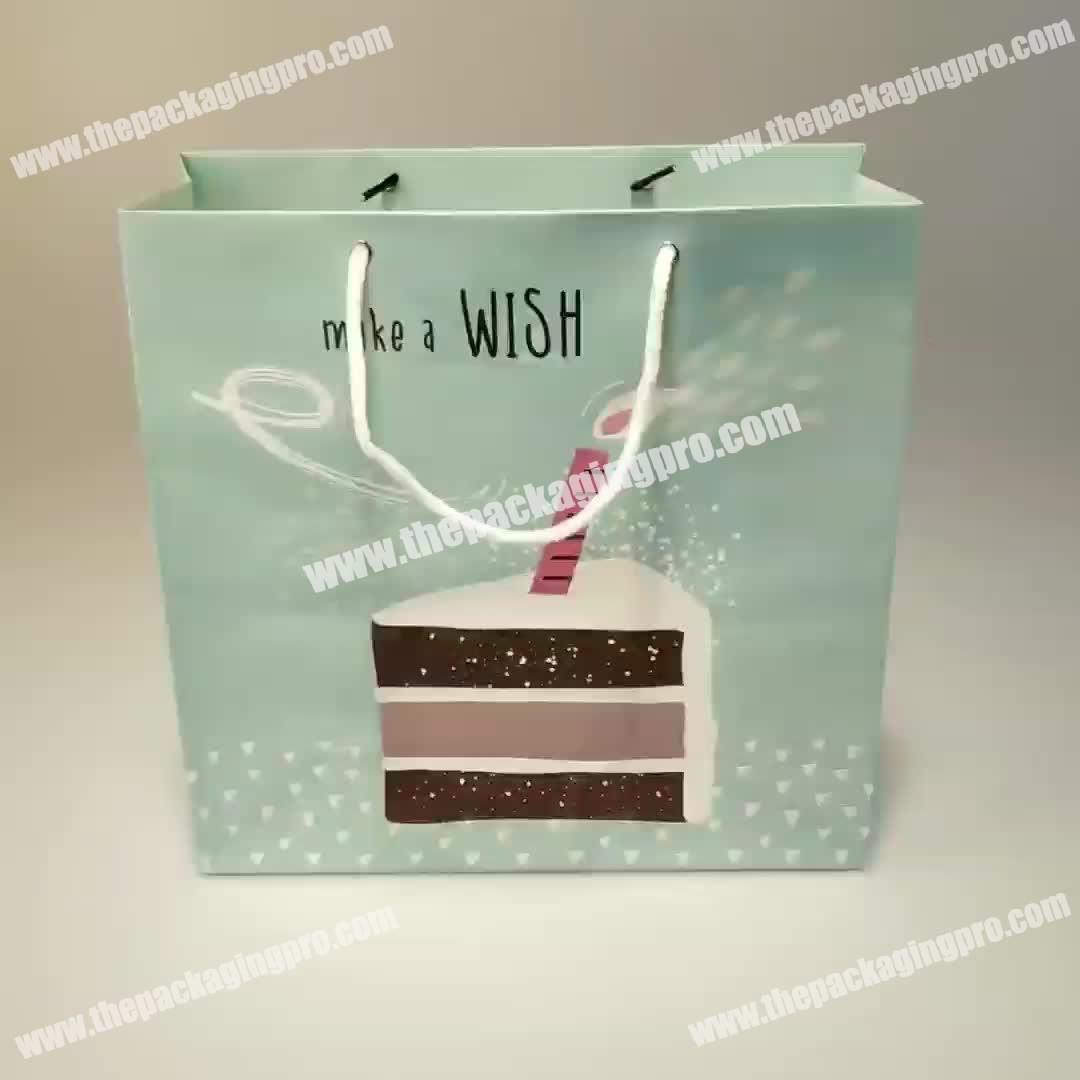 Modern and Elegant Best Stock  Durable Paper Beautiful Paper Shopping Concise Style Gift Paper Bags