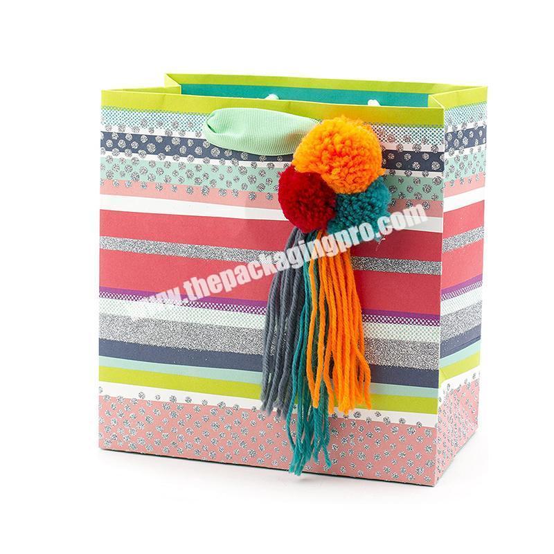 new creative package bags paper gift box carrier gift holder packing bag