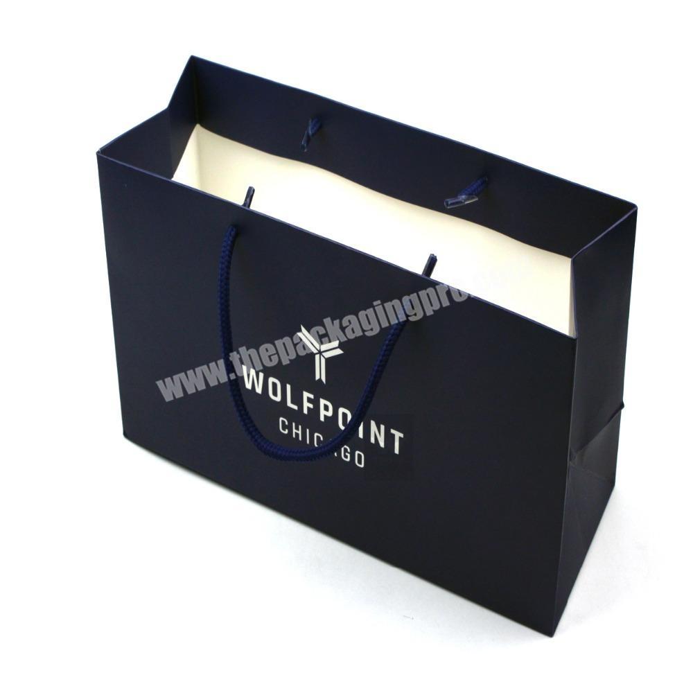 New Design Paper Black Gift Bags for Shopping with Matte Finished
