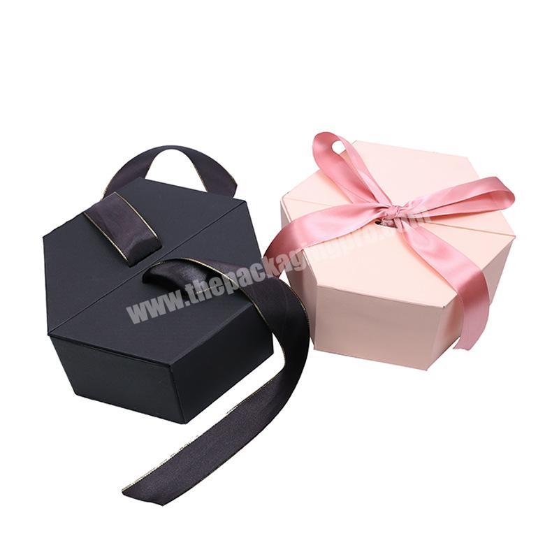 New Europe Hexagon Style Candy Box Wedding Favors Paper Gift Boxes Ribbon Baby Shower Birthday Gifts box Party Small Gift Box