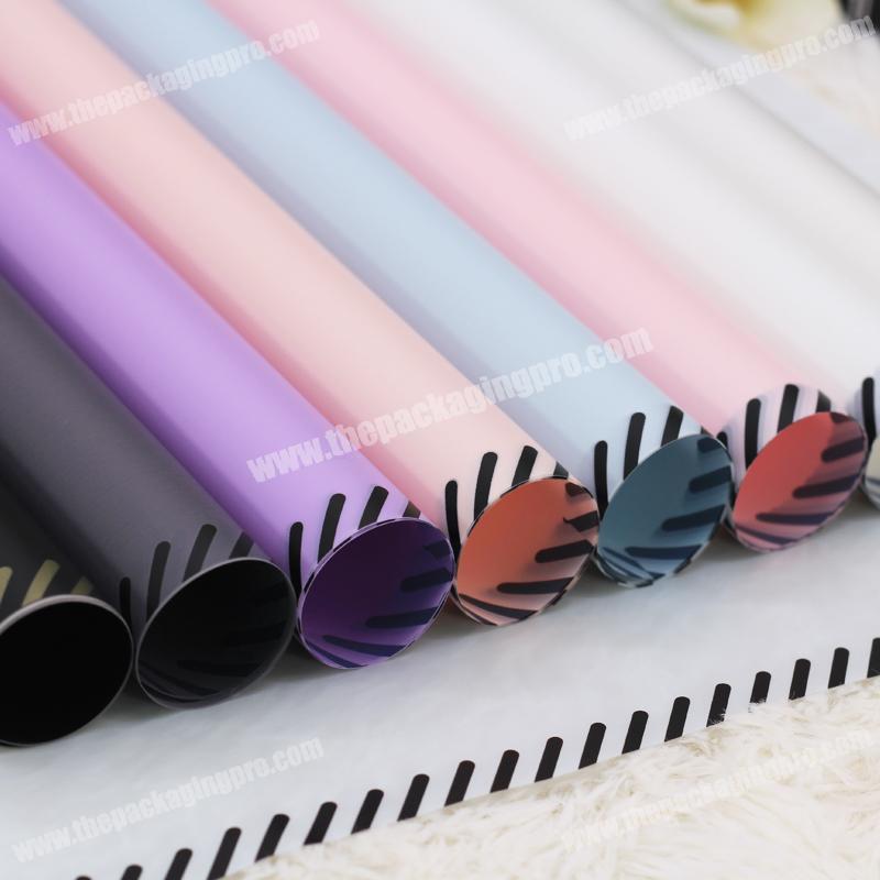New Wholesale Waterproof Plastic Film Florist Wrap Supplies Paper Wholesale Printed Check Wrapping Paper