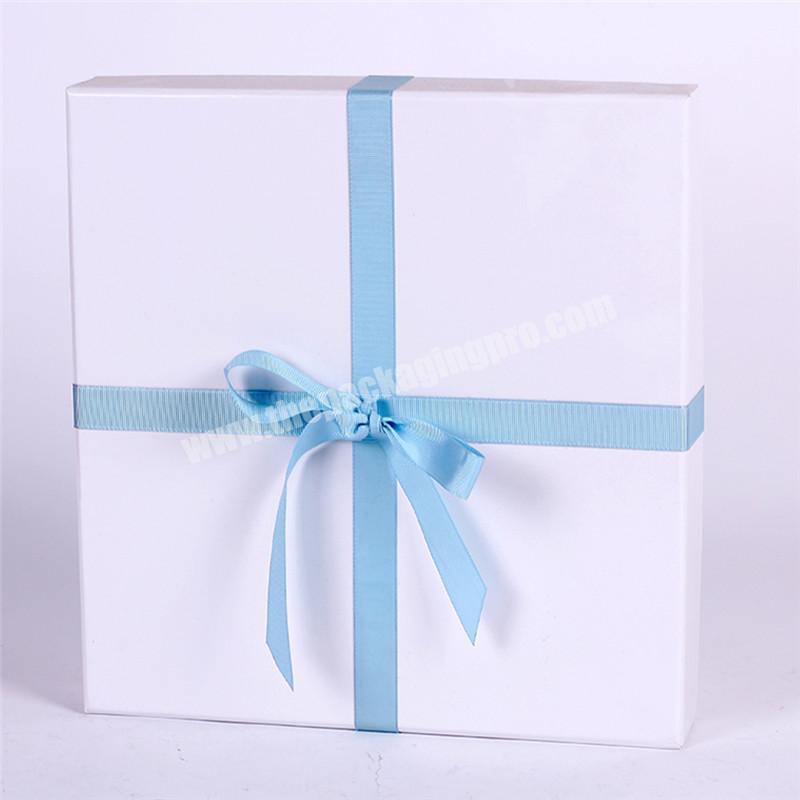 No printing plain white paper gift box with ribbon