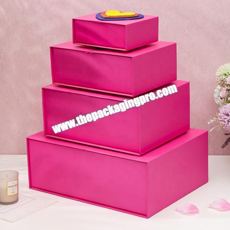 Pink Cardboard Paper Packaging Credit Card Gift Box With Magnet Closure