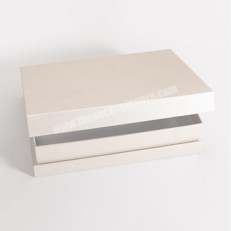 Portable high quality folding magnet book shape gift box