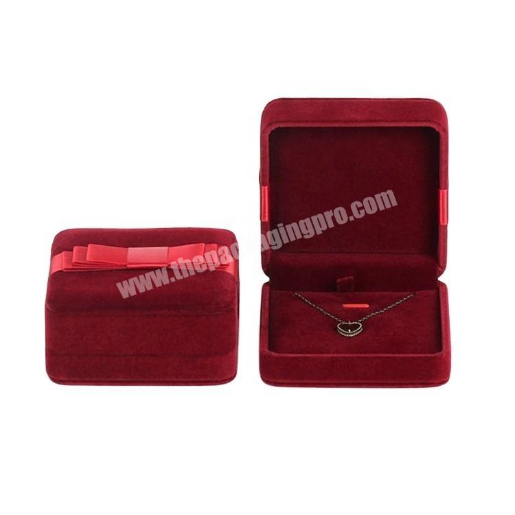 Private Label Molds Beheart-Butterfly Ribbon Red Accessories Box Rectangular Plush Luxury Gift Boxes Pendant Storage Box