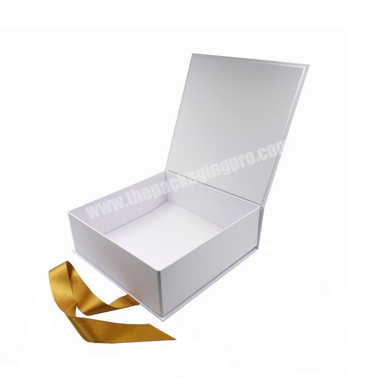 Professional custom premium white square cardboard gift box