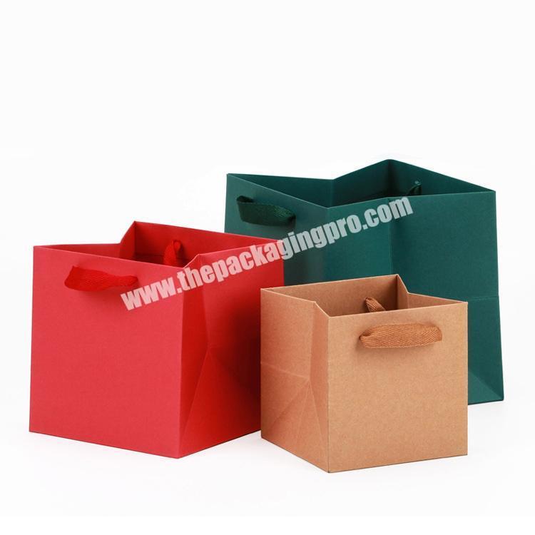 Professional Customized High Quality  Luxury Gift Paperbag For ChristmasFlowersJewelry With Your Own Logo