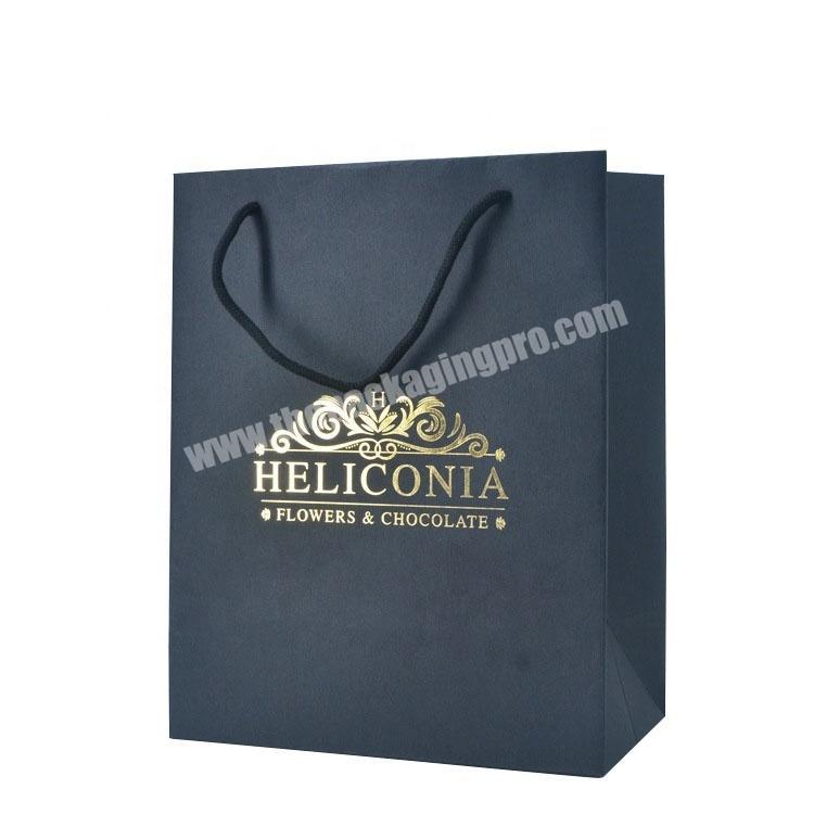 Promotional cheap custom black paper bag for Men's Jackets