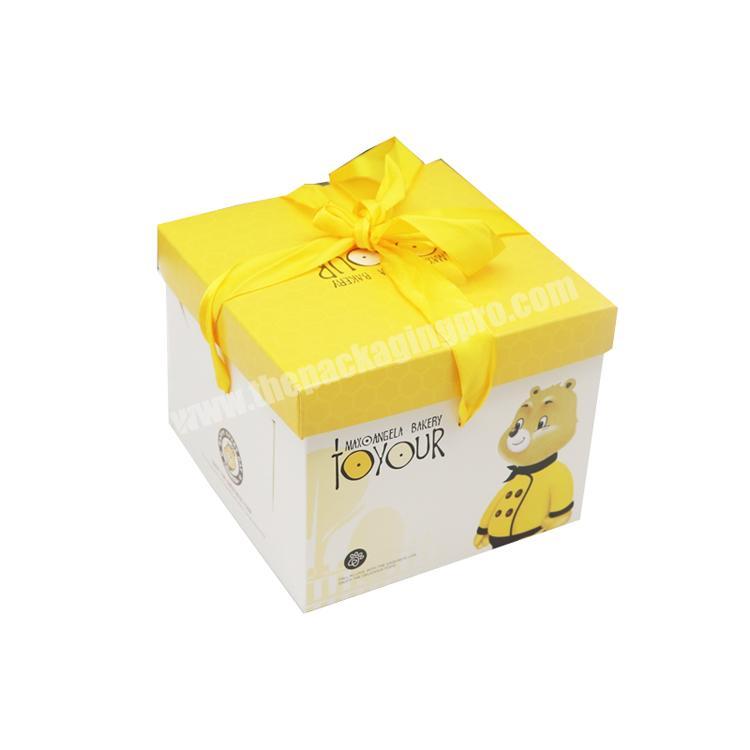 Ready to ship square birthday cake packaging box with ribbon