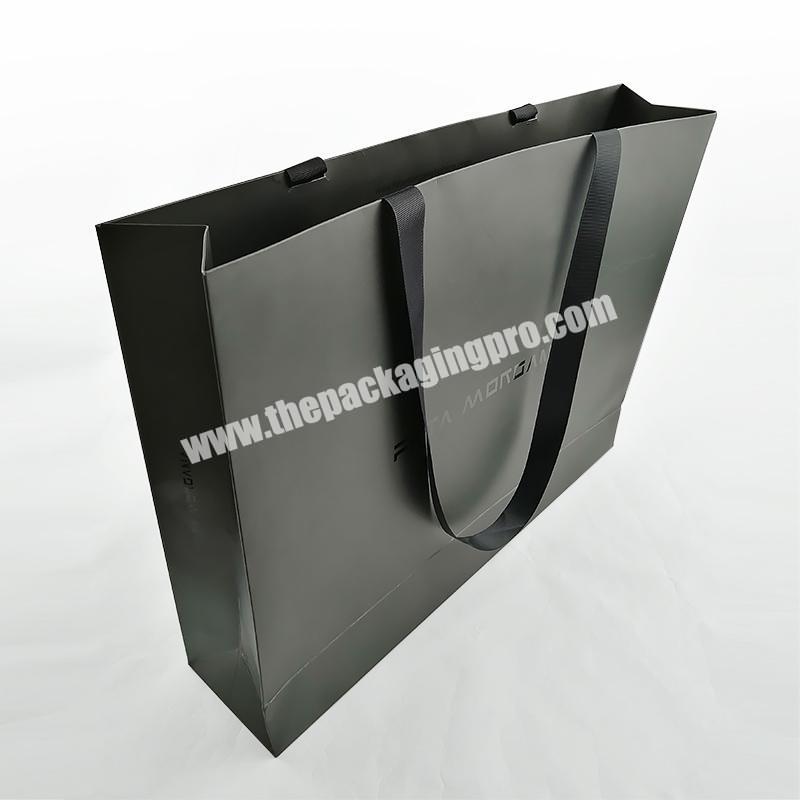 Reliable Supplier Paper Bag Pantone Color Printing Clothes Package UV Logo