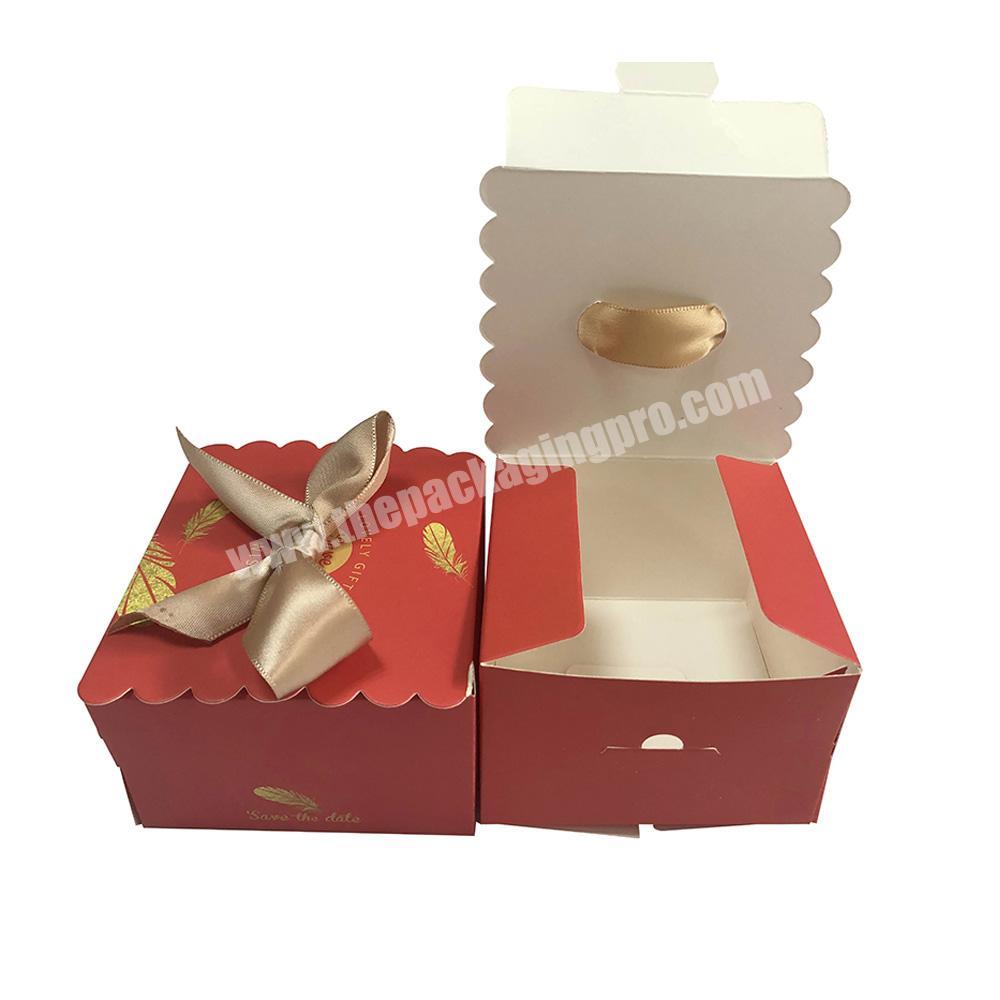 Resoluble eco friendly paper wedding gift box for candy packaging