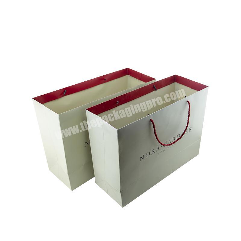 Reusable Clothes Packaging Bag Paper Custom Logo Printed Matt Lamination Gift Tote Bag Foldable