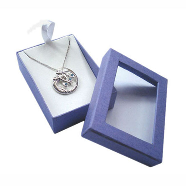 Necklace box