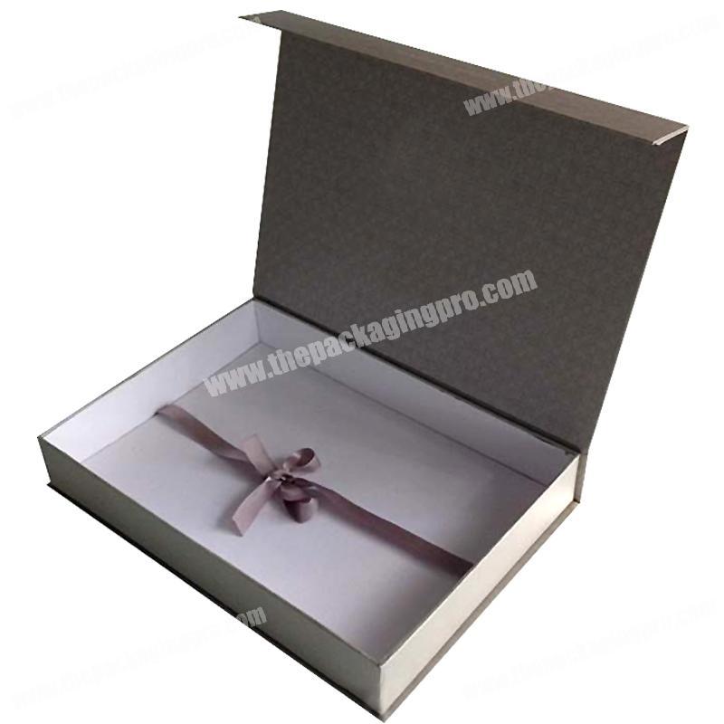 Shenzhen Maxcool Supply Luxury Custom Cardboard Flip Top Ribbon USB Stick Photograph Packaging Gift Box