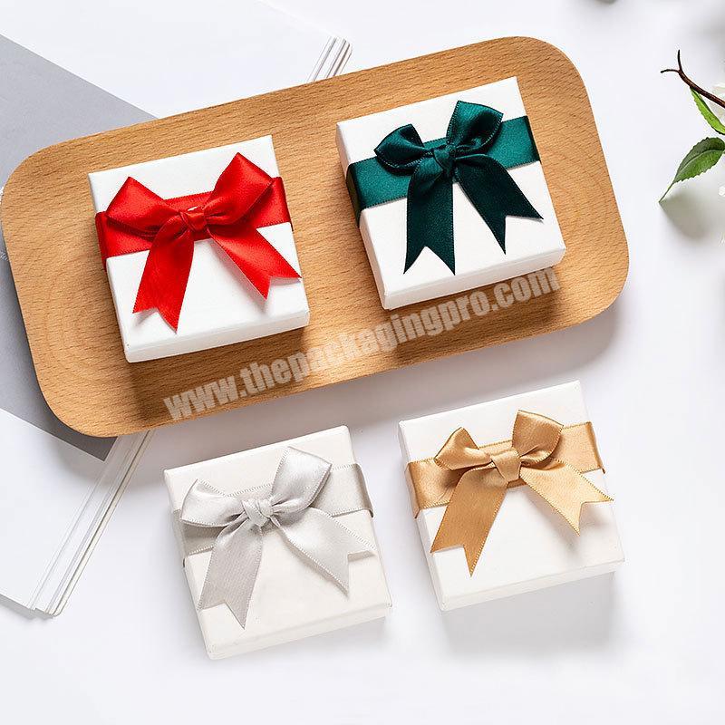 small blank white paper gift jewellery packaging box