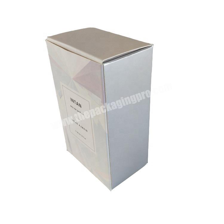 Small cardboard perfume packing paper box