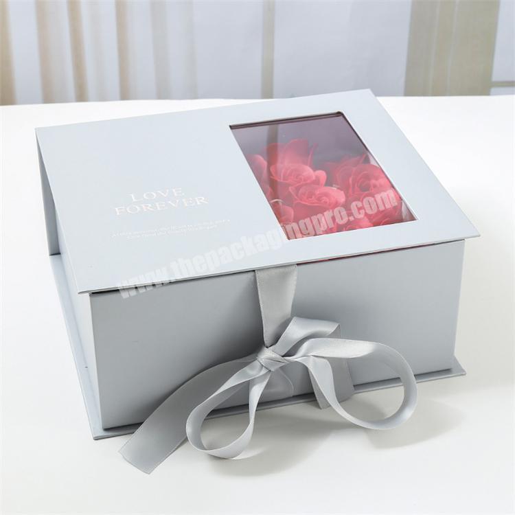 Sweet Bear Macarons Luxurious Window Floral Rose Gift Box