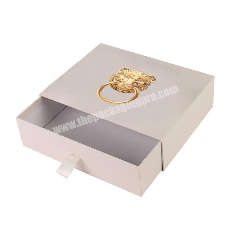 The Portable Drawer Type White Romantic Rigid Cardboard Material Packaging Box Manufacturers Have Ample Supply