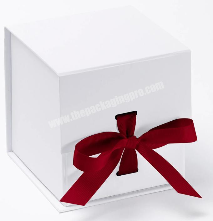Top Quality Factory Supply Discount Price Ribbon Closure Matte Large Cardboard Gift Box