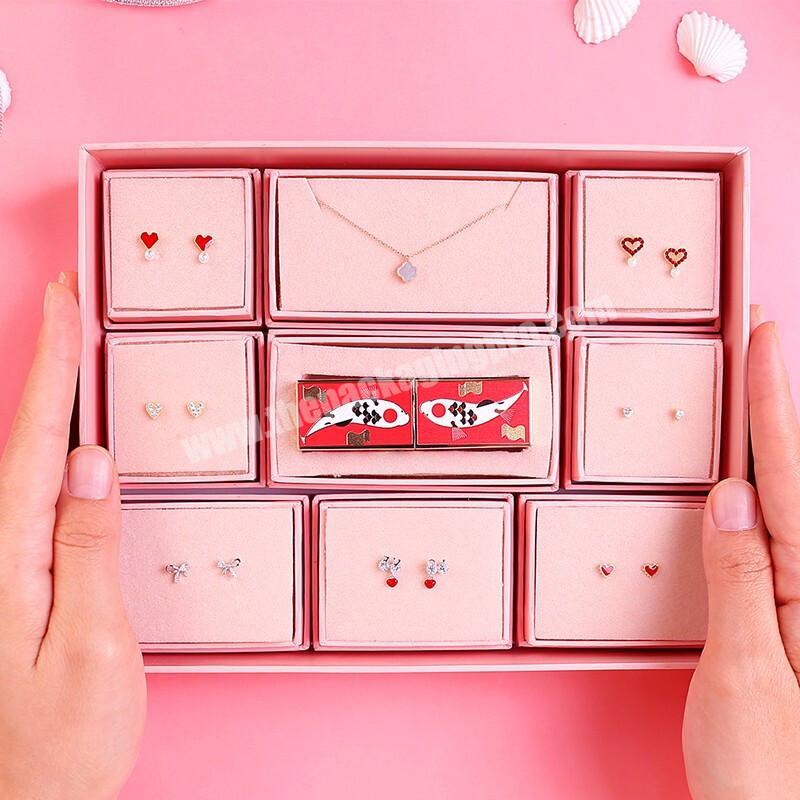 Top sale Special  Valentine Guessing  Box Gift Packing Box with Lid for Jewellery Suit and Lip Stick