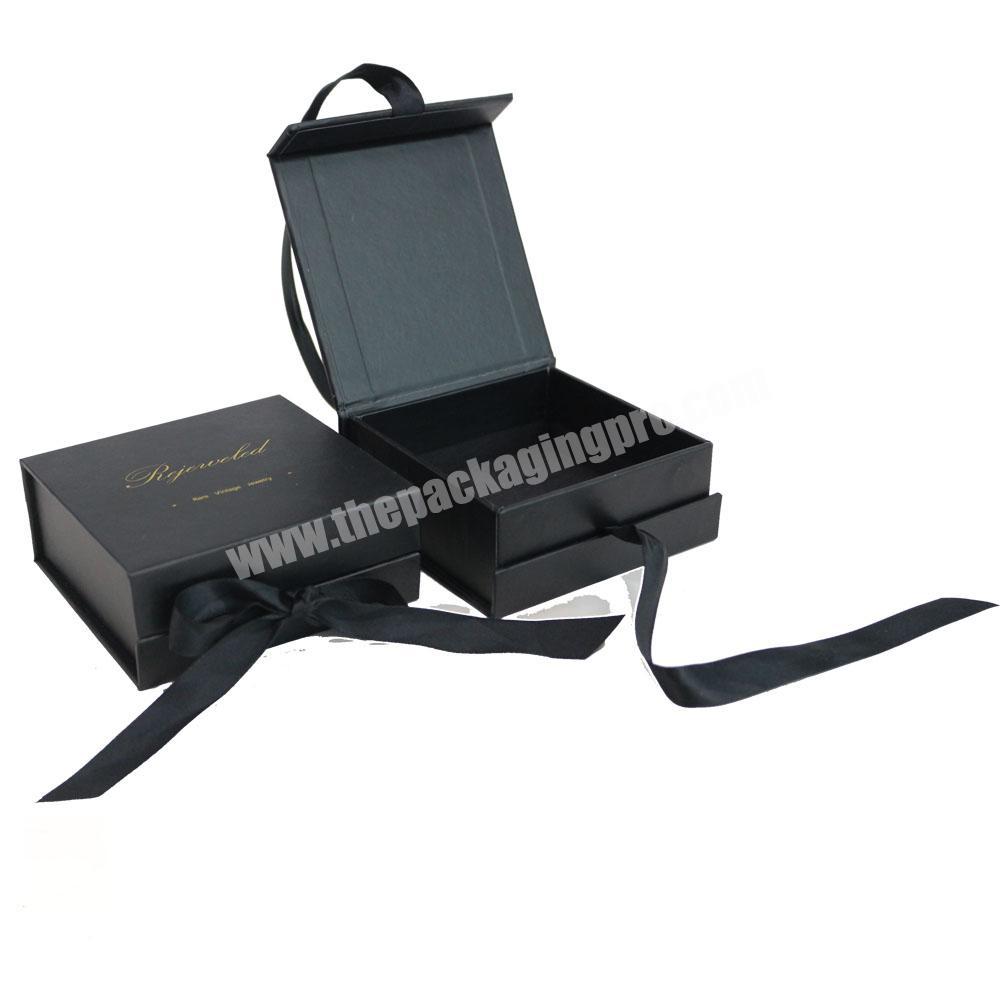 Unique Design Black Jewelry Gift  Custom Packaging Small luxury Magnetic Jewelry Sets Paper box
