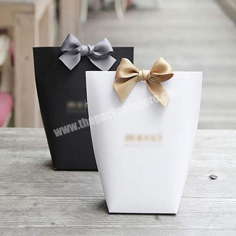 Upscale Black White Bronzing Candy Bag French Thank You Wedding Favors Gift Box Package Birthday Party Favor Bags with logo