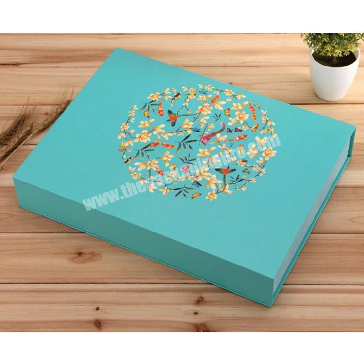 UV Coating Matte Lamination Magnetic Closure Foldable Gift Packaging Boxes Wholesale Custom Cosmetic Box Packaging