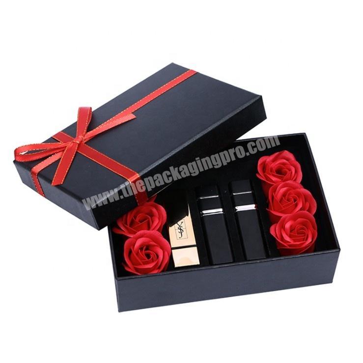 Valentine's Gift Box Packaging With Paper Tray For Lipstick And Flower, Papier et du carton