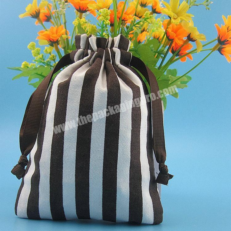 Washable drawstring cotton bag for packaging underwear